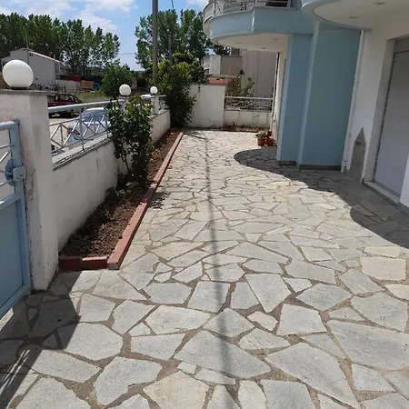 Dominikis * Nea Peramos (Macedonia)